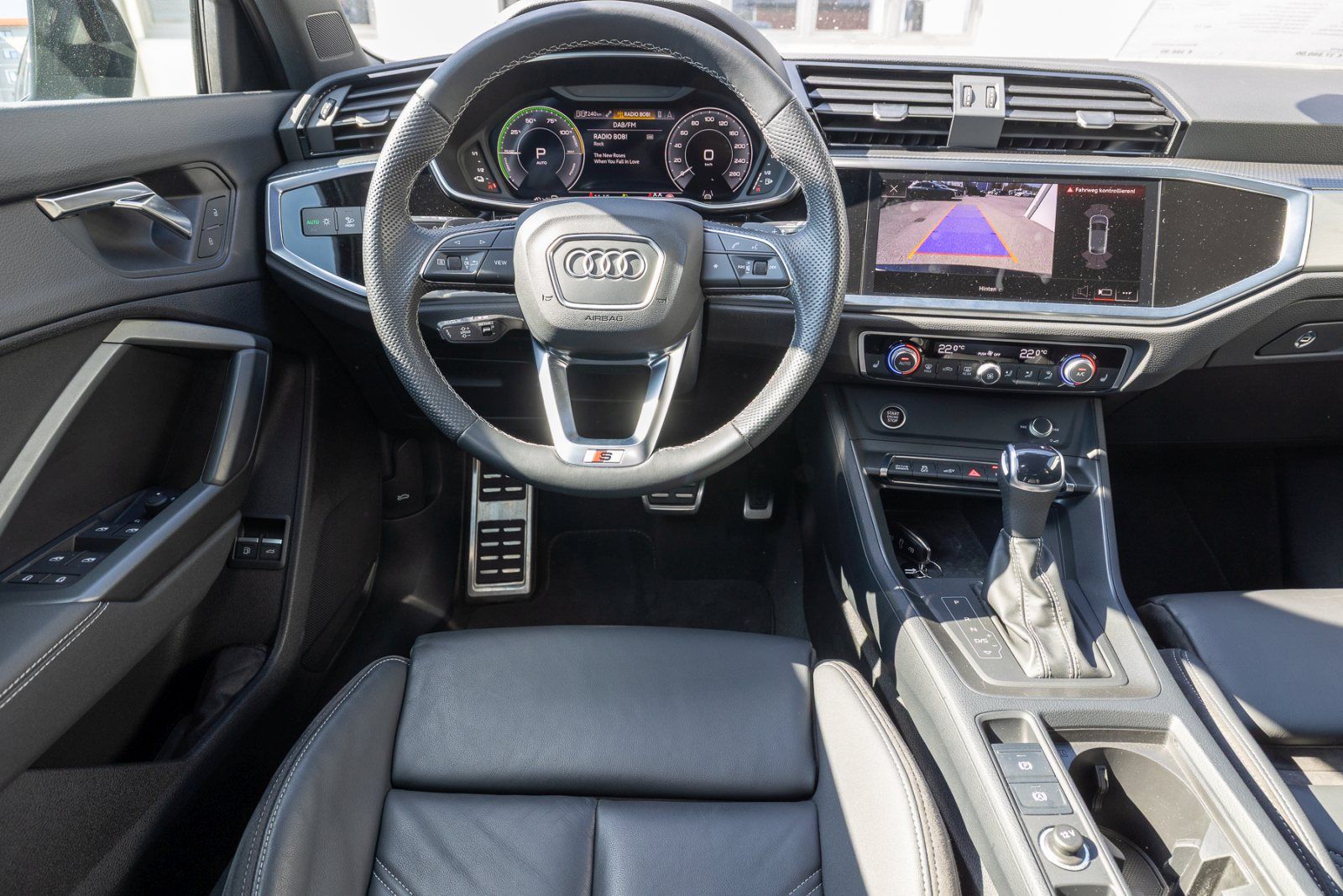 Audi Q3 Sportback S line 45 TFSI e S tr.(AHK,LED,Navi foto 10