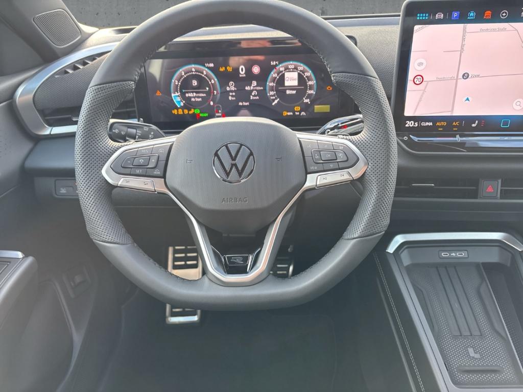 Volkswagen T-Roc 1.5 eTSI R-Line IQ.LIGHT Navi AHK ACC SHZ