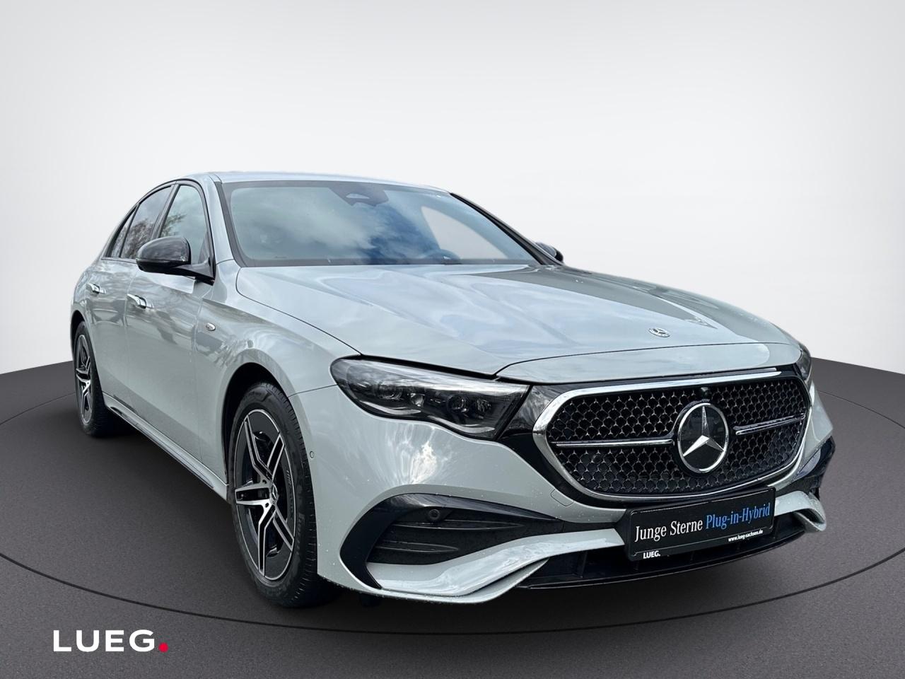 Mercedes-Benz E 300 e AMG+NIGHT+AHK+HUD+360+DIGITAL+DISTRONIC