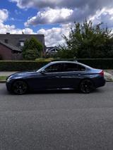 BMW F30 320d  - BMW 320: F30