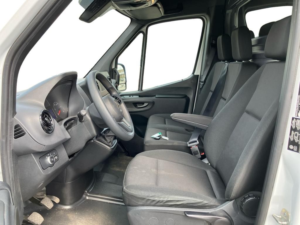 Fahrzeugabbildung Mercedes-Benz Sprinter 317 CDI Standard Hochdach Navi*LED*AHK