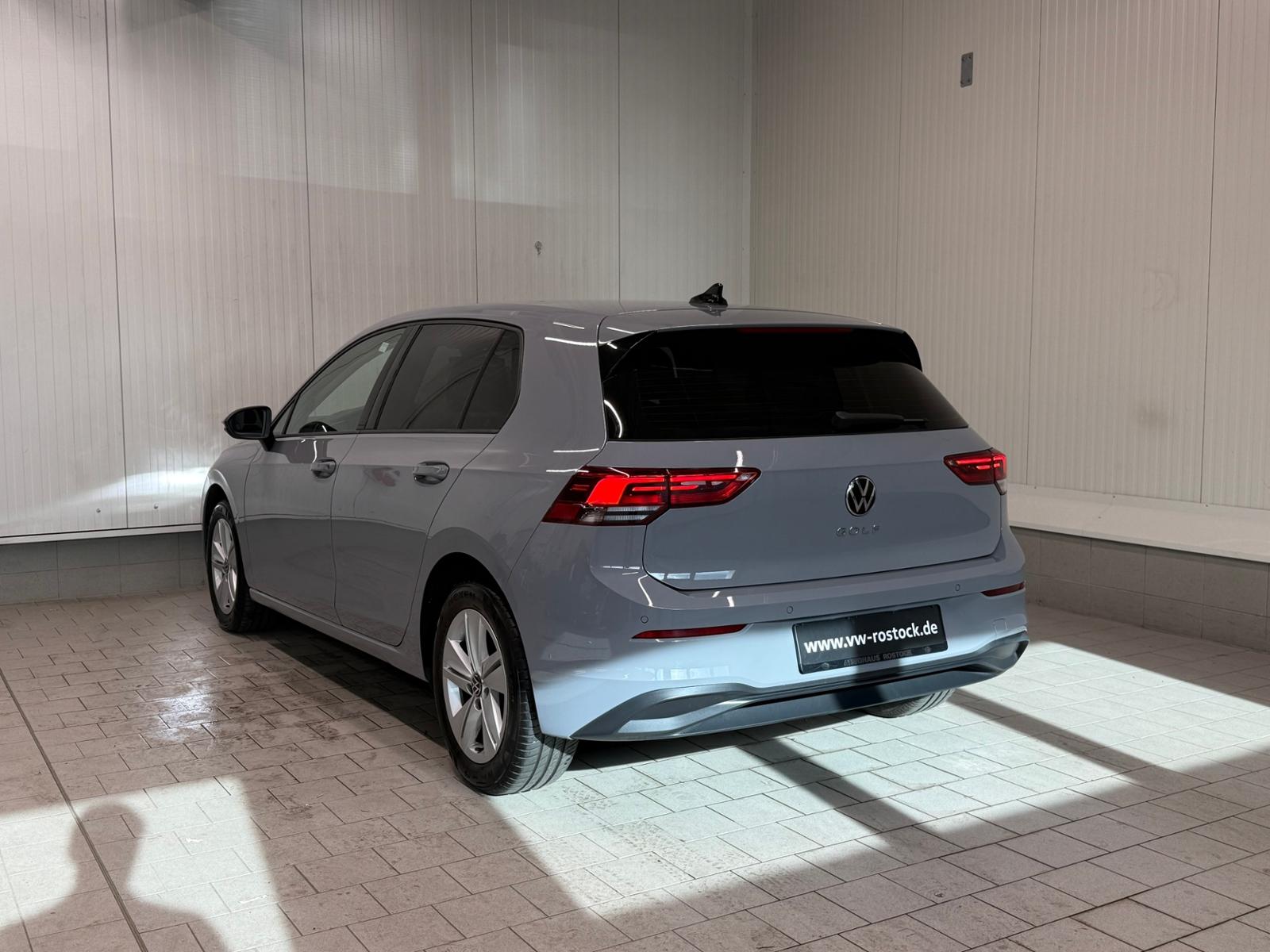 Volkswagen Golf VIII Life 1.5 TSI ACC NAVI LED SHZ, миниатюра 4