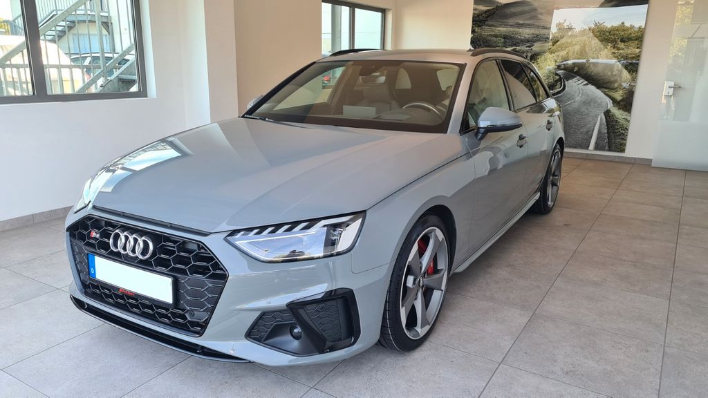 Image of Audi S4