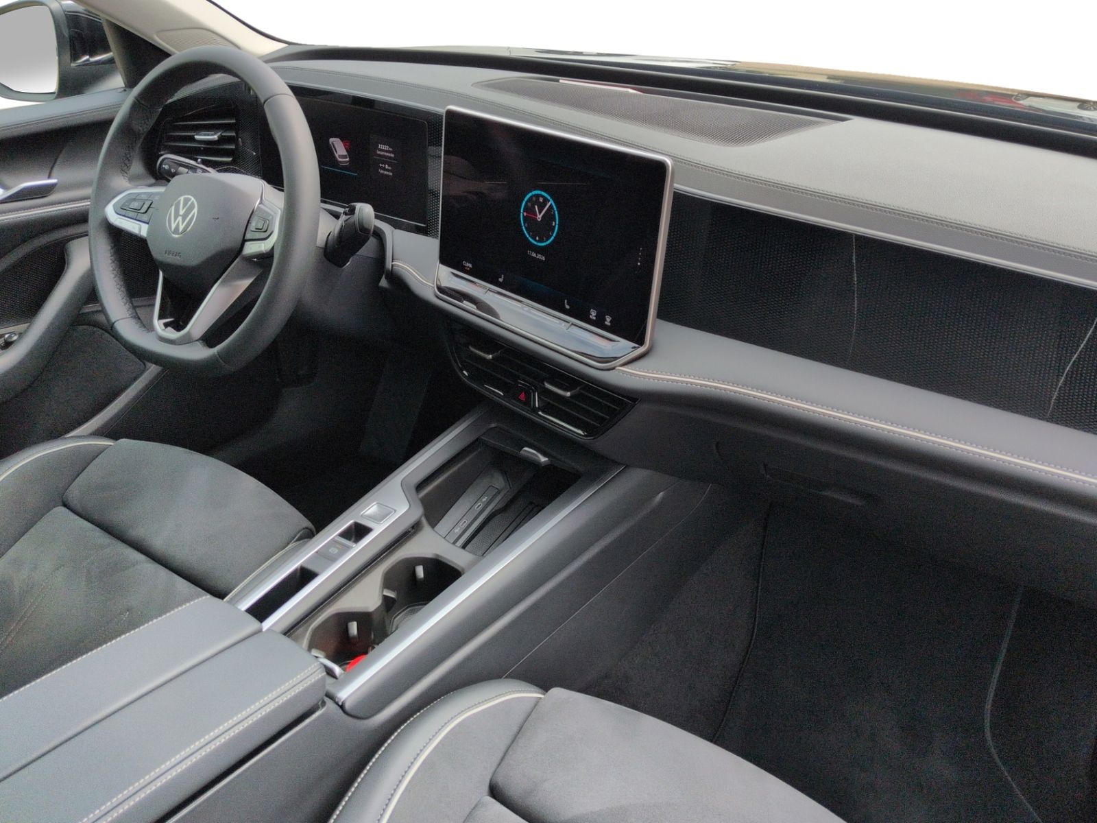 Passat Variant 1.5 eTSI DSG Business AHK+NAVI