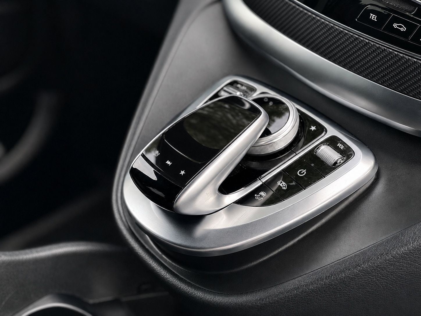 Mercedes-Benz V 220 AMG-Line foto 16