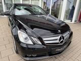 Mercedes-Benz E 250 E -Klasse Coupe E 250 CGI BlueEfficiency - gebrauchte Mercedes-Benz E 250 aus dem Jahr 2011