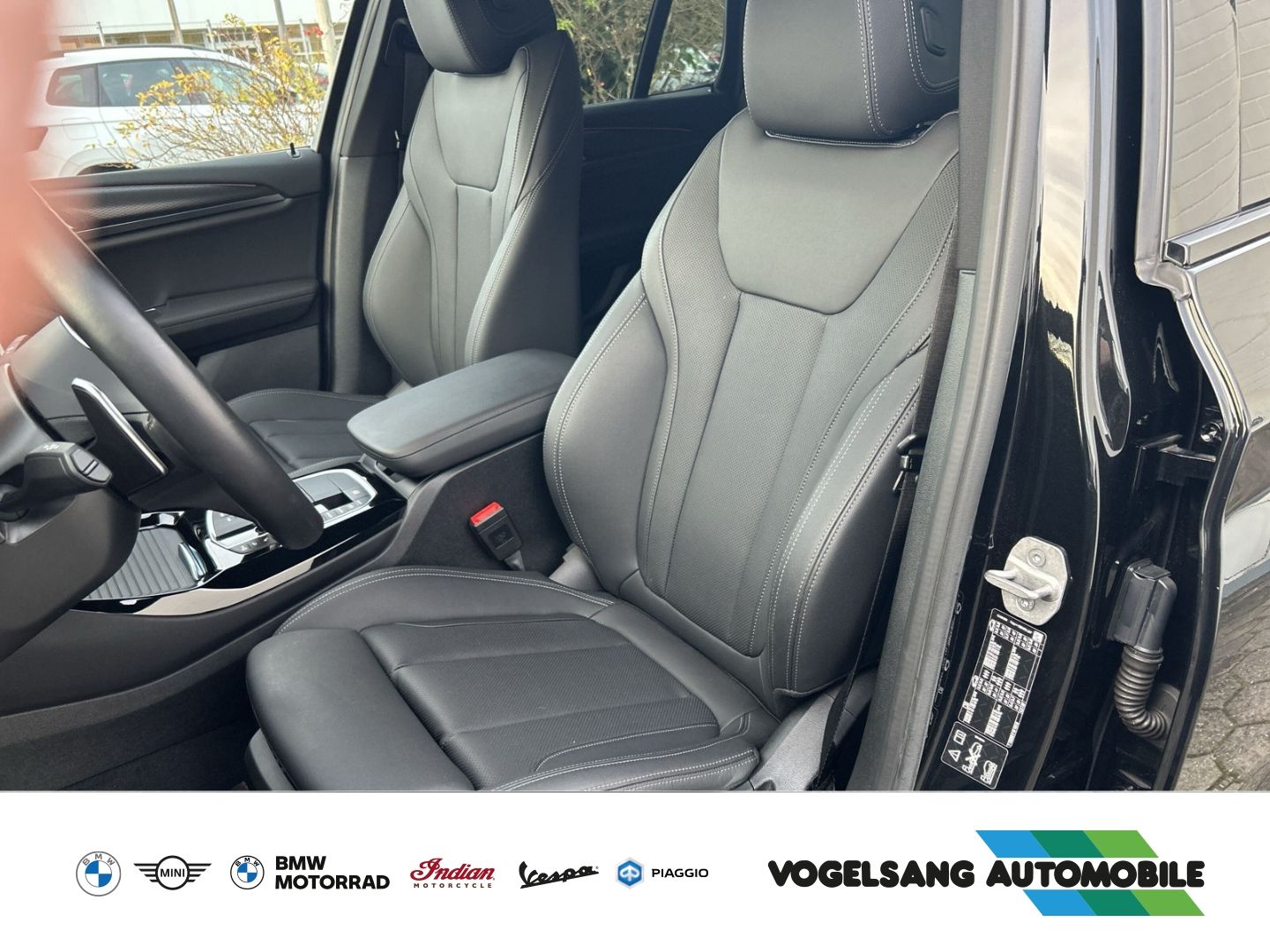 Fahrzeugabbildung BMW X3 xDrive 20d M Sport Head-Up 20'LM Komfort-Fahr