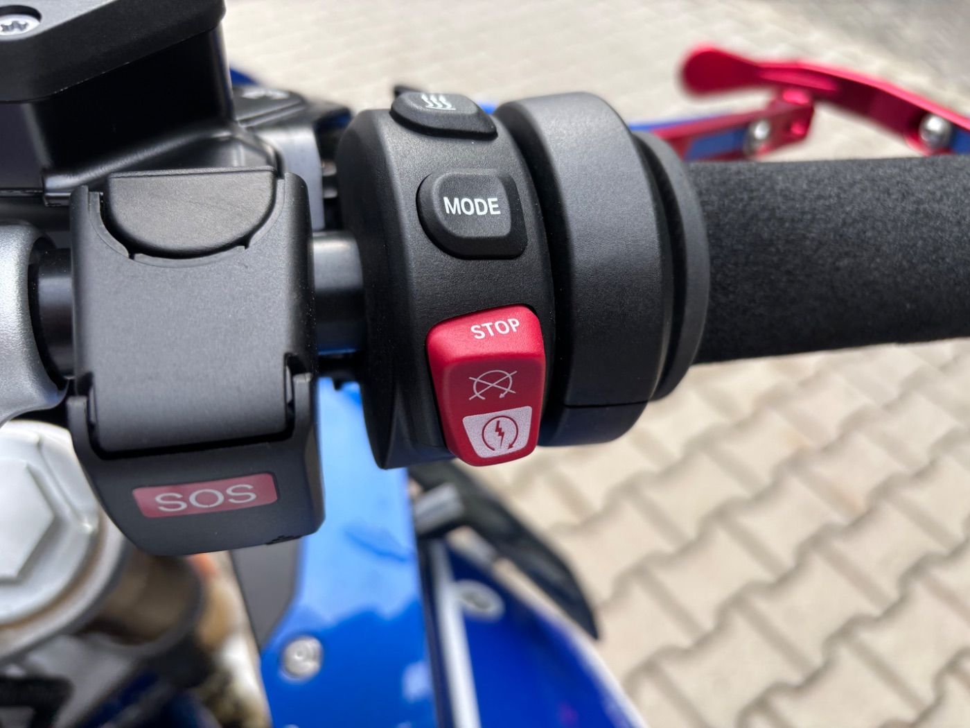 Fahrzeugabbildung BMW R 1250 RS Sport 3 Pakete Akrapovic Lenkererhöhun
