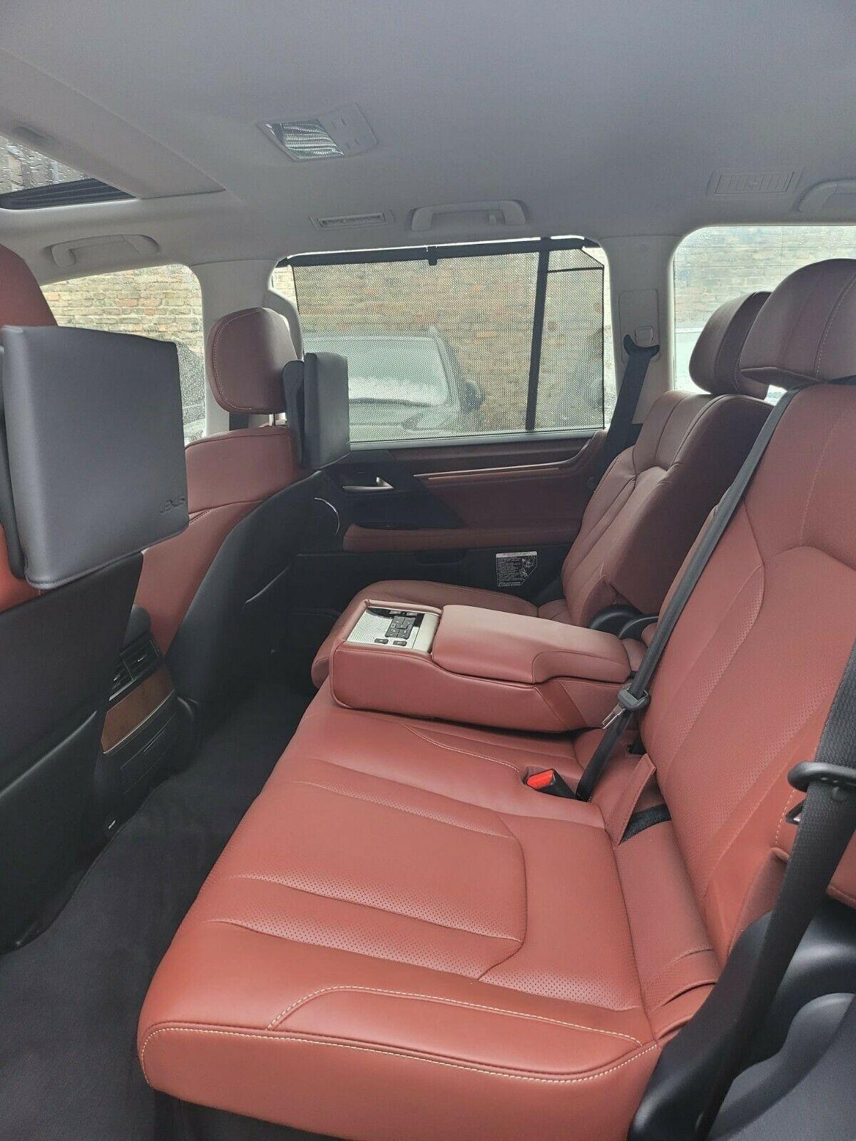 Car Image 24
