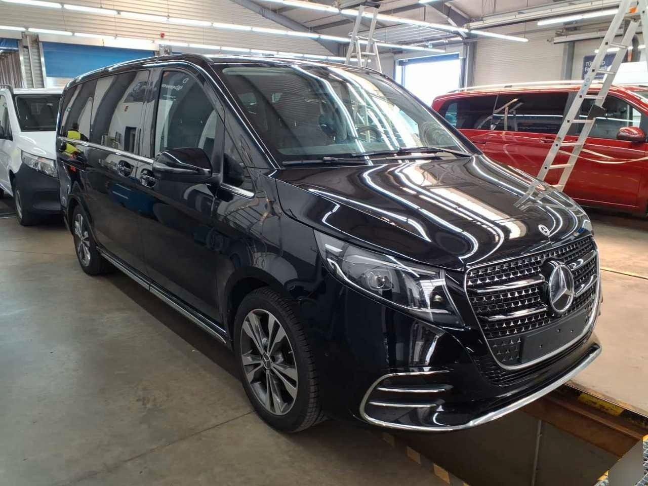 Fahrzeugabbildung Mercedes-Benz V 250 d AVA AMG AHK 2,5to DISTRONIC AIRMATIC