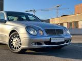 Mercedes-Benz E 320 CDI / 2. Hand / Schiebedach / Leder - Autos aus dem Jahr 2005