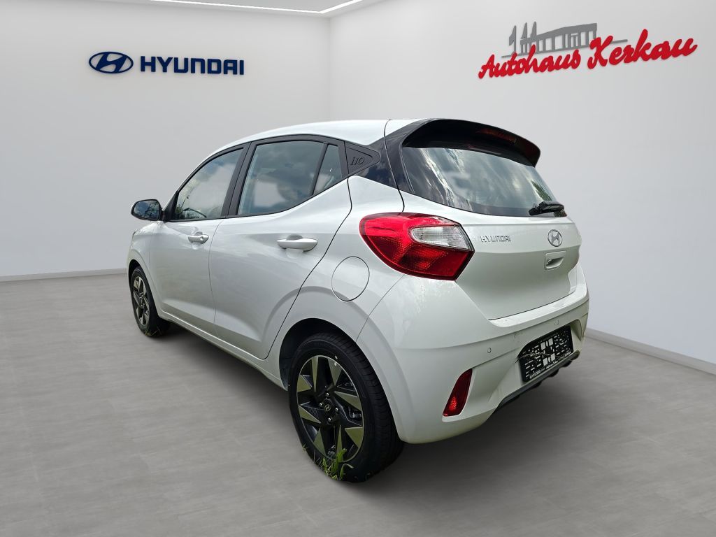 Fahrzeugabbildung Hyundai i10 1.0 Trend +R.Kamera+Navi+Carplay