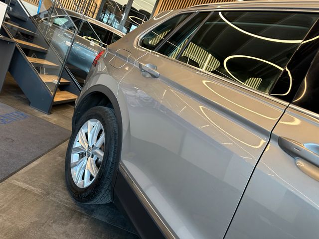 MYAUTOCENTER – Gebraucht- und Jahreswagen mit Werkstattservice in Pfaffenhofen Volkswagen Tiguan *1.HAND*MEMORY*ACC*LED*CARPLAY*3-ZONEN*