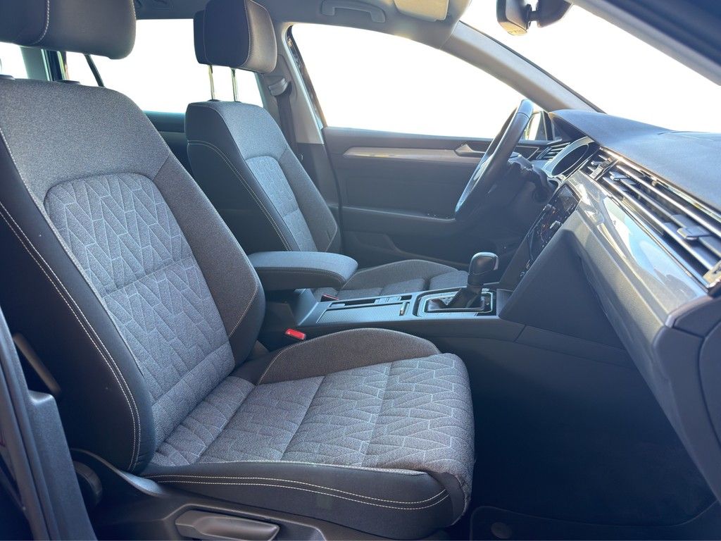 Volkswagen Passat Variant - Bild 10