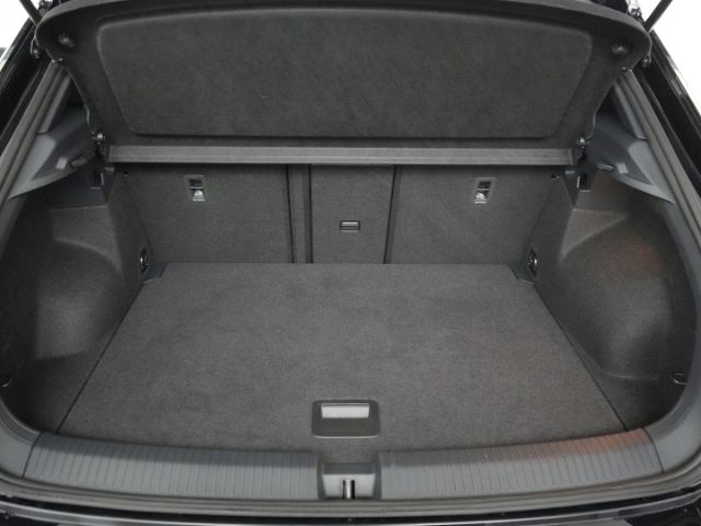 T-Roc R-LINE TDI DSG+AHK+MATRIX LED+NAVI+RÜCKFAH