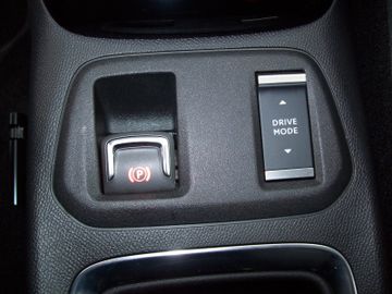 Bild 17 Opel Corsa F 1.2T LED PDC Klimaauto SHZ Navi-App AT