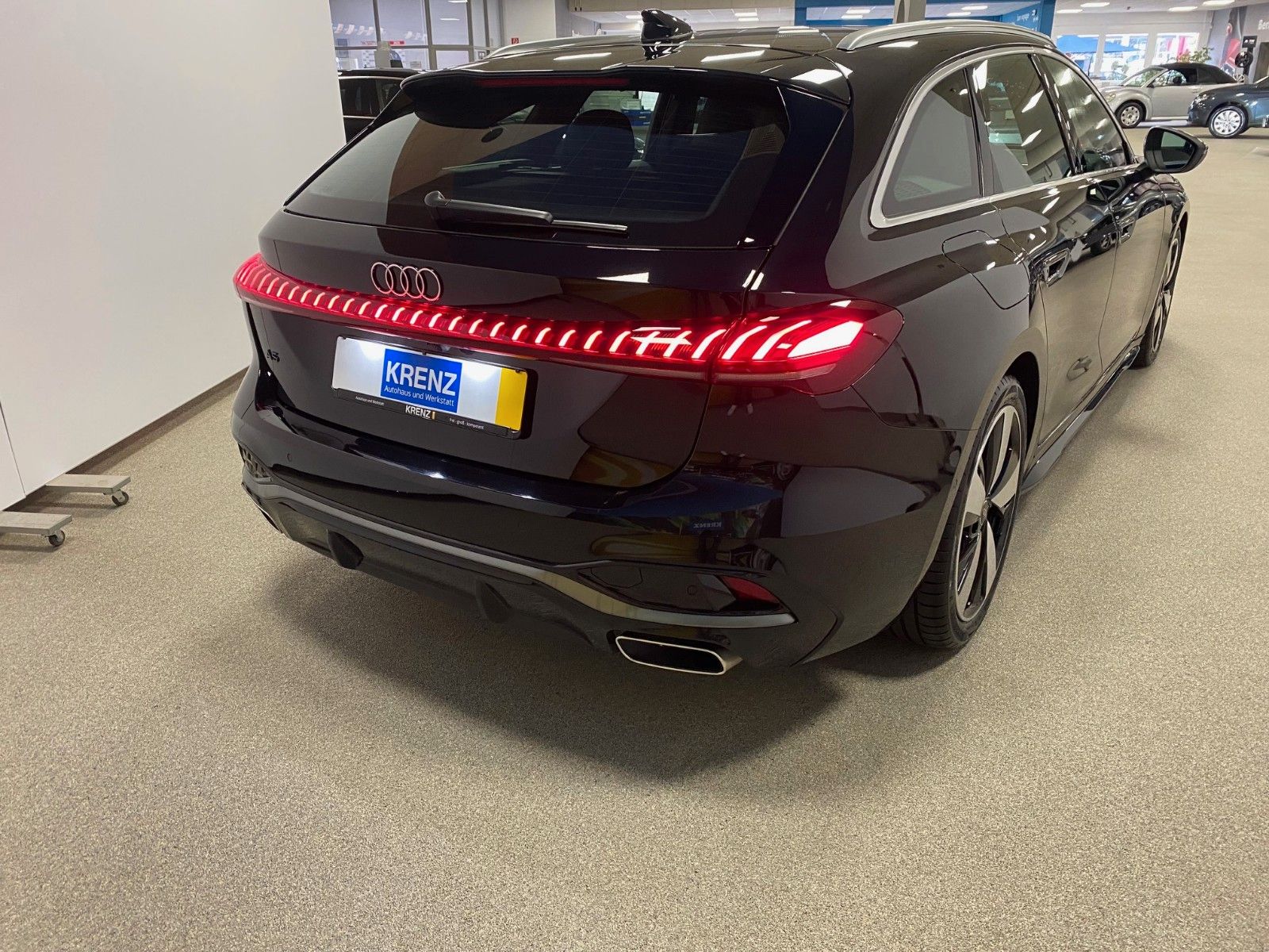 Fahrzeugabbildung Audi A5 B10 TFSI S tronic S-Line Avant+NAVI+19"+ACC+