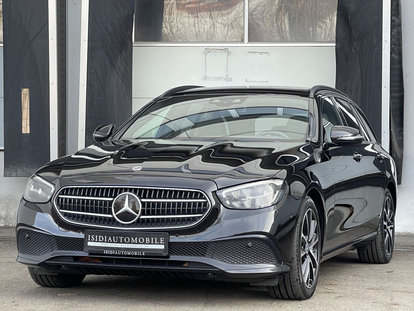 MERCEDES-BENZ E 220 D 4-Matic Avantgarde Distronic Pano Kamera