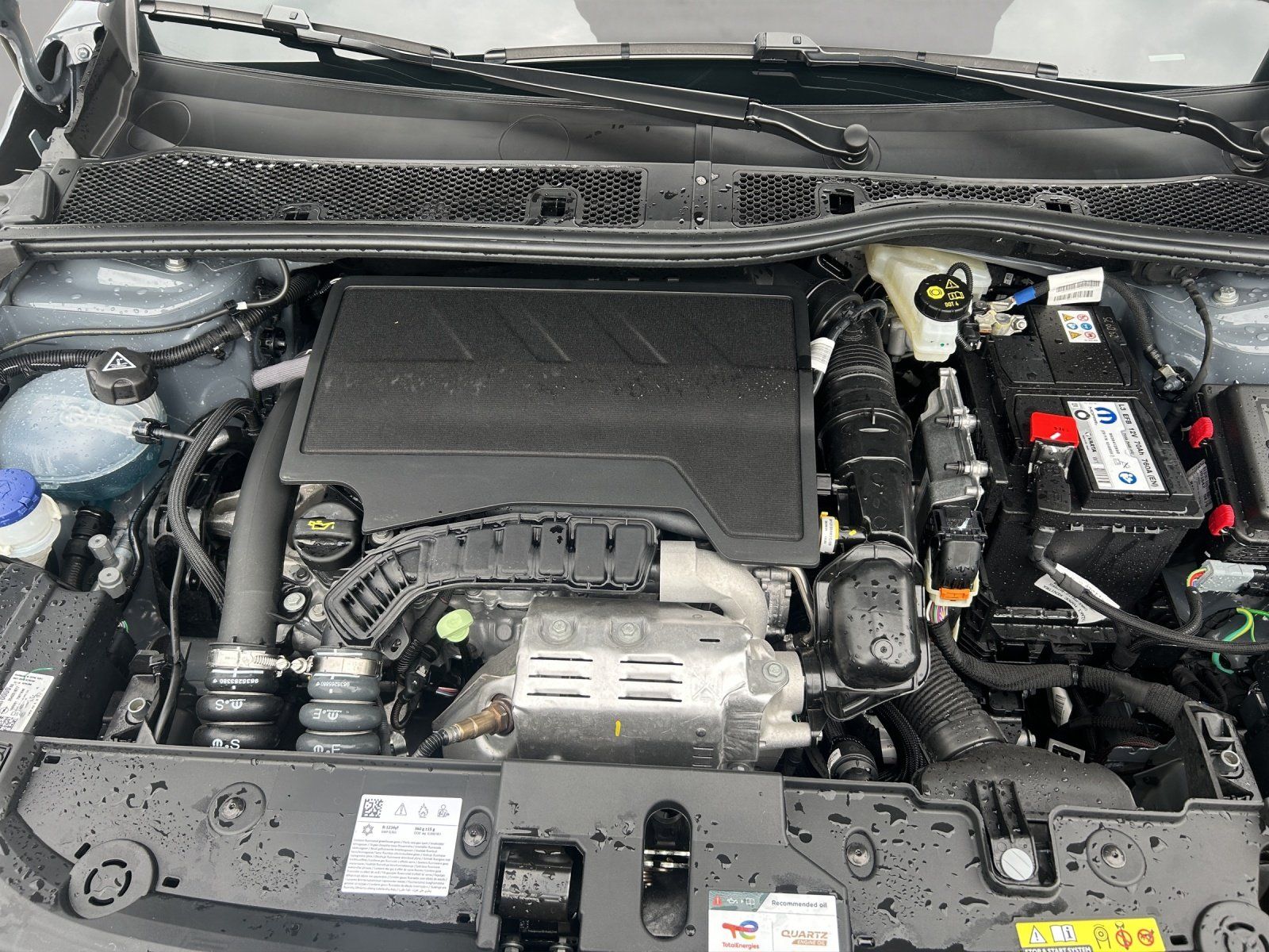 Fahrzeugabbildung Opel Corsa F 1.2 Turbo GS/Kamera/SHZ/LHZ/LED