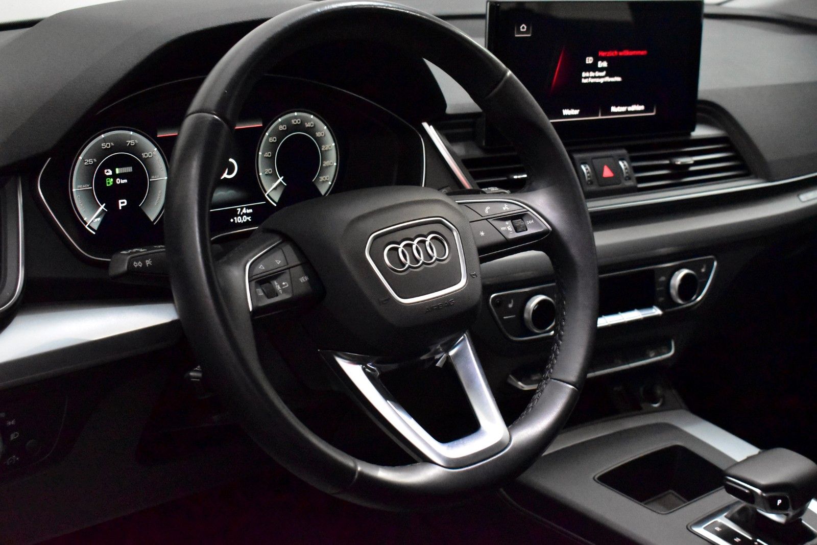 Fahrzeugabbildung Audi Q5 Sportback 50 TFSIe quattro Leder,Navi,Matrix