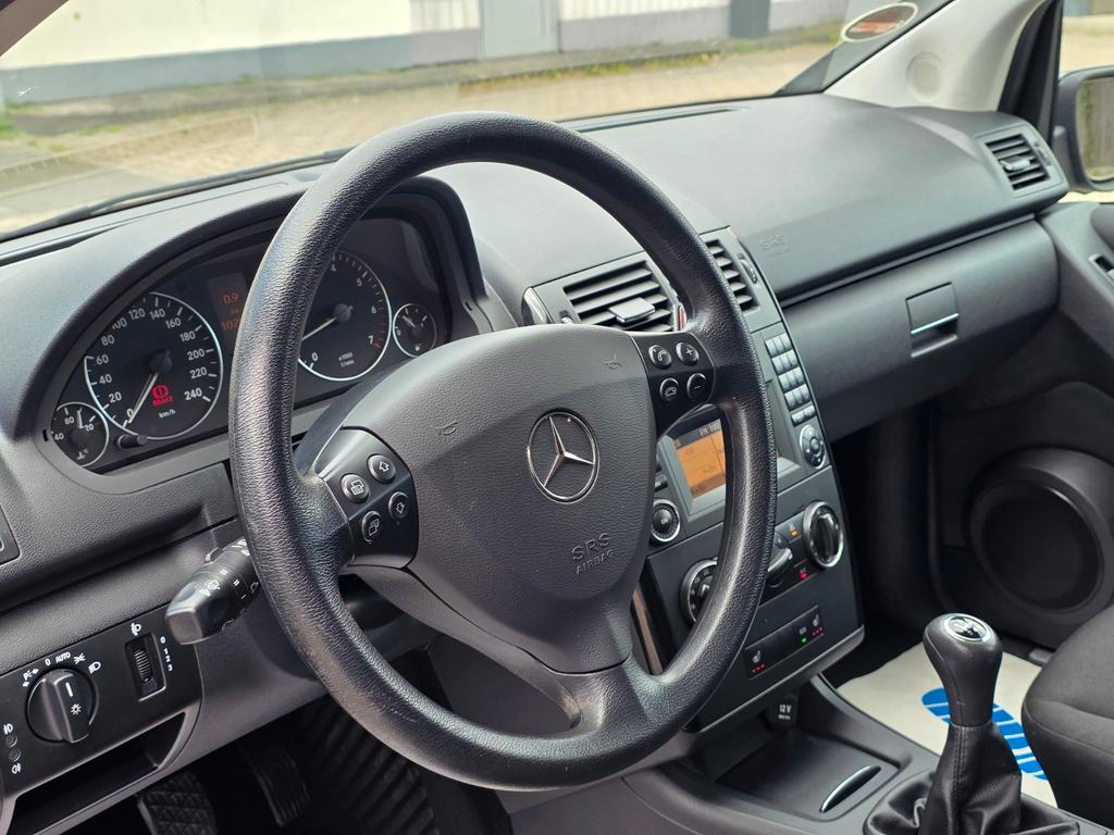 Mercedes-Benz A 160