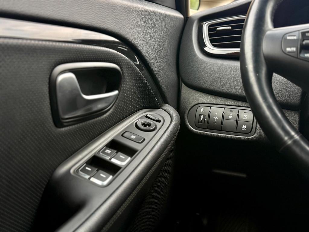 Kia Carens