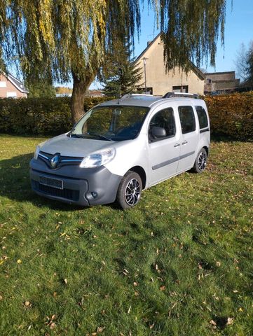 Renault Kangoo mit 2 Schiebetüren 5 Sitzer