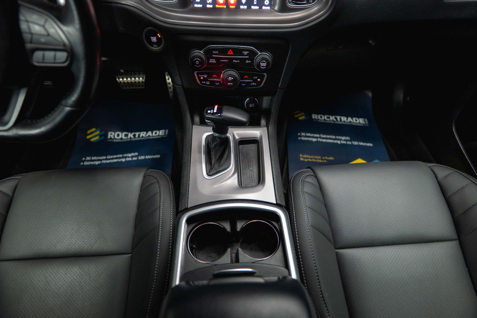 Fahrzeugabbildung Dodge Charger 6.4 V8 SRT 392 SCAT PACK Performance LED