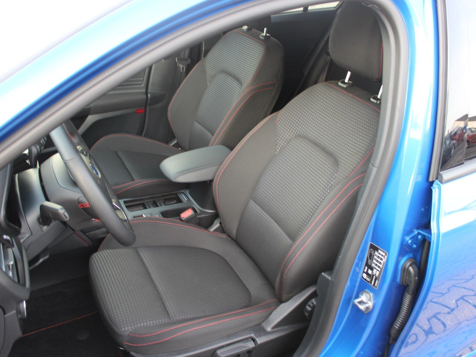 Fahrzeugabbildung Ford Focus ST-Line X 1,0 EcoBoost Mild-Hybrid