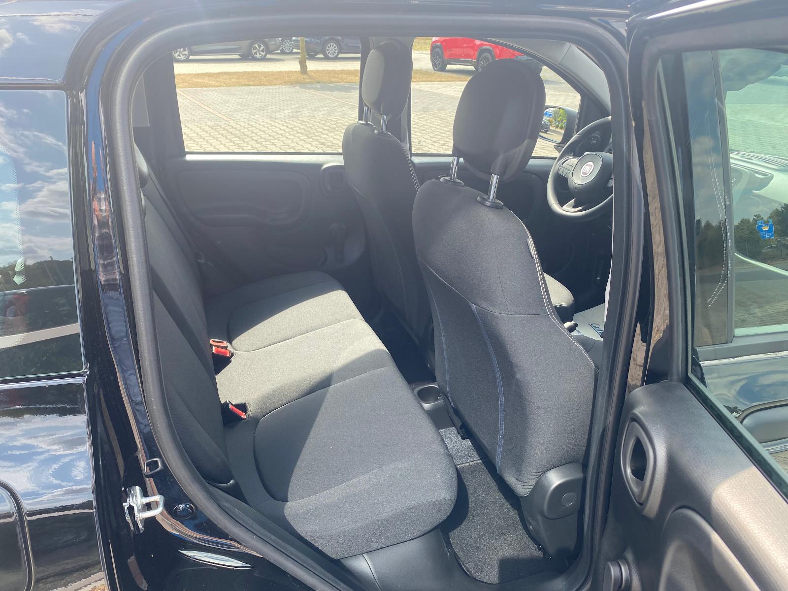 Fiat Pandina 1.0 GSE Hybrid ICON PDC Klima Temp DAB
