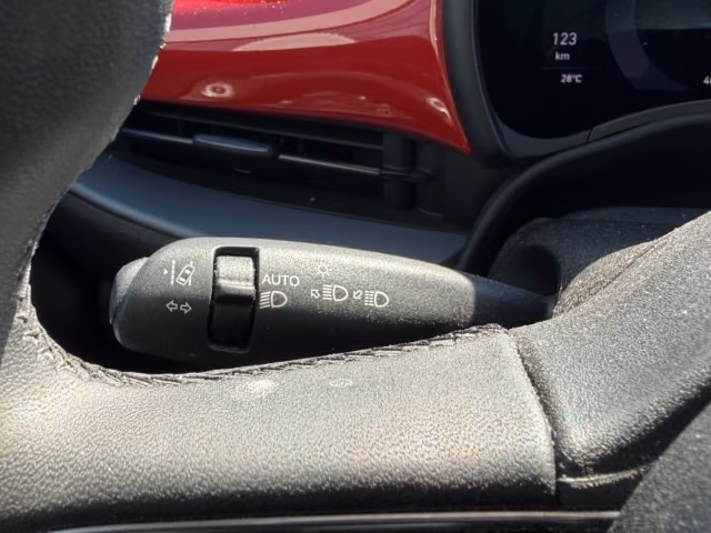 Fiat 500e Cabrio Red Navi Digitales Cockpit Klimaauto