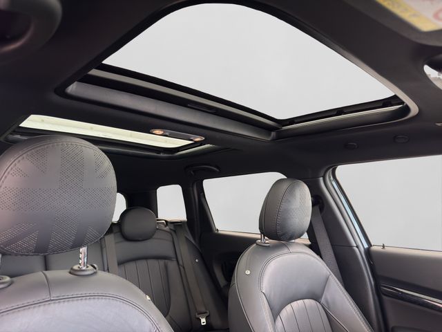 Fahrzeugabbildung MINI Cooper S Clubman Sportautom.+Pano+Cam+H&K+Leder