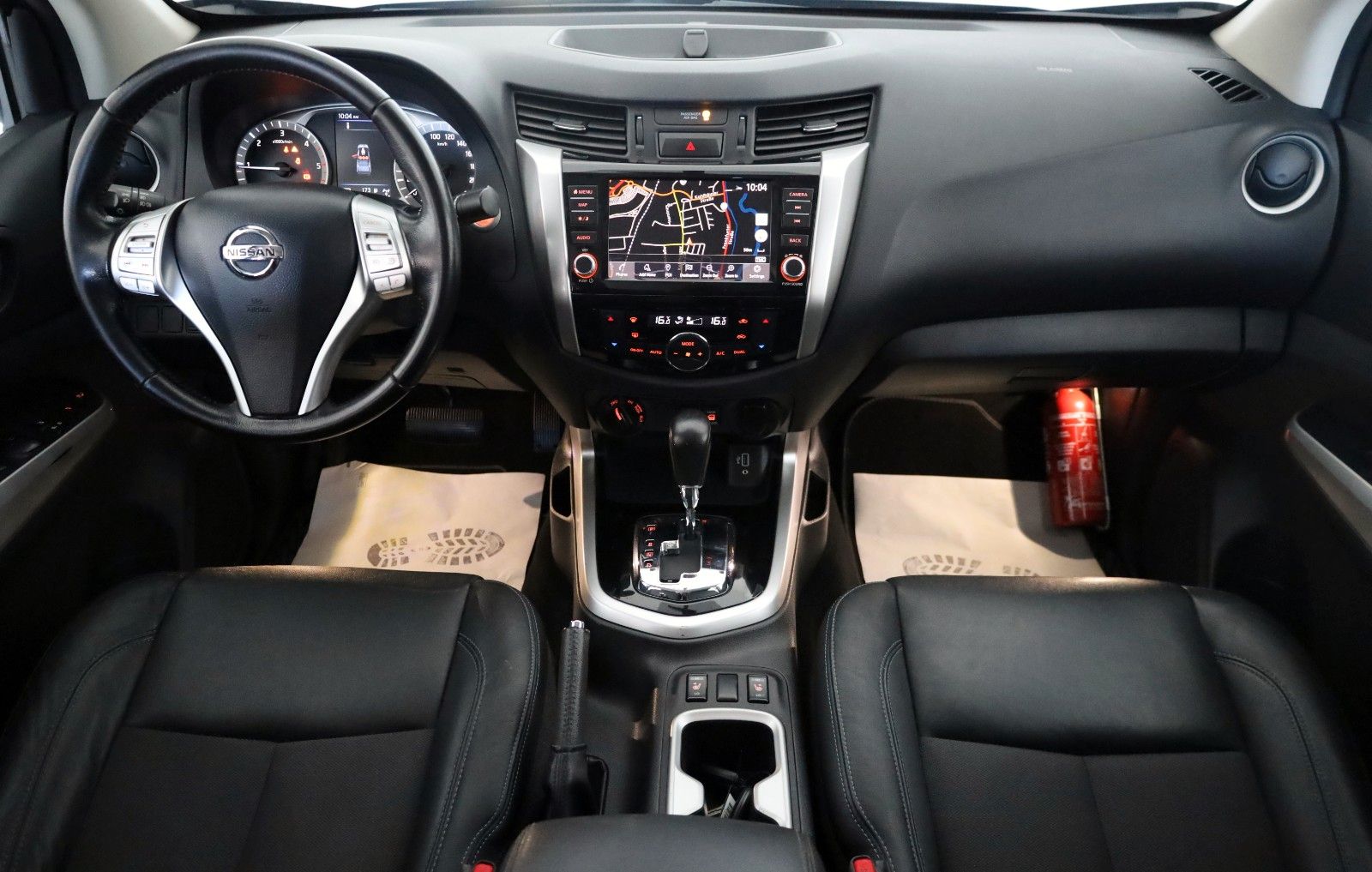 Fahrzeugabbildung Nissan Navara N-Guard DoCa 4x4 Leder,Navi,LED,SH,SD,360
