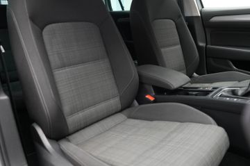 Volkswagen Passat Variant - 11