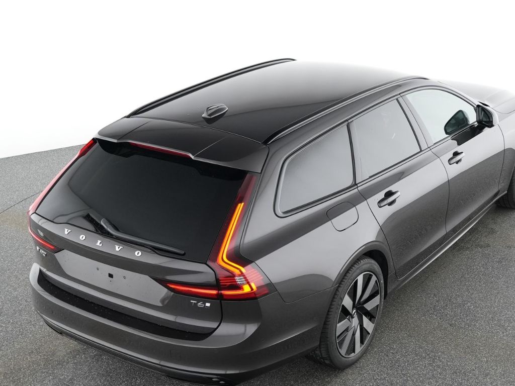 Volvo V90 Kombi Plus Dark Recharge Plug-In Hybrid AWD  foto 9