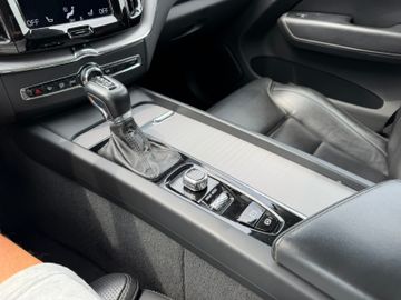 Volvo XC60 - 10