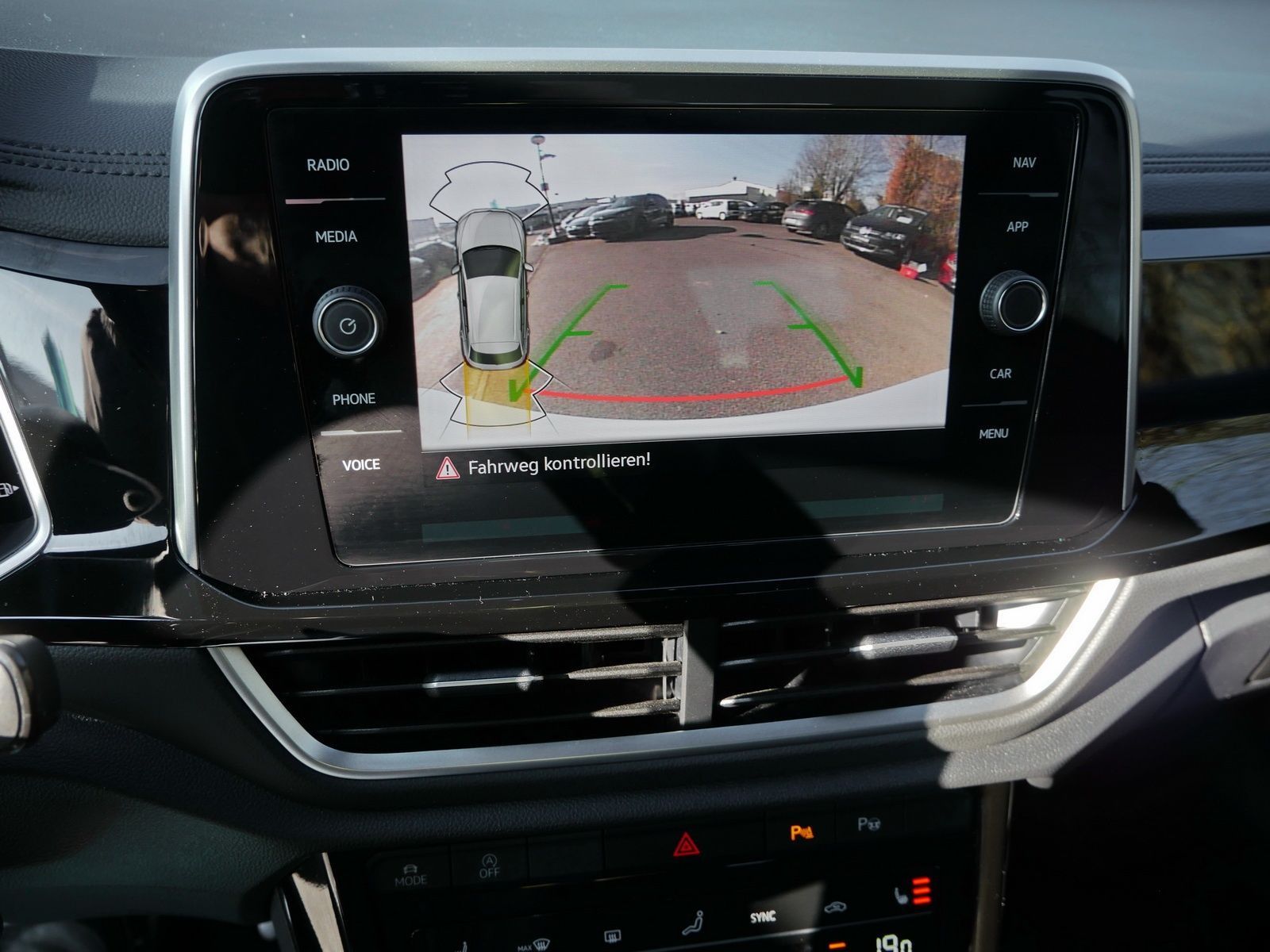 Volkswagen T-Roc - Bild 14