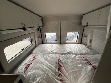 HYMER ERIBA HYMERCAR Grand Canyon Fiat Solar Aufstelldach Skyview