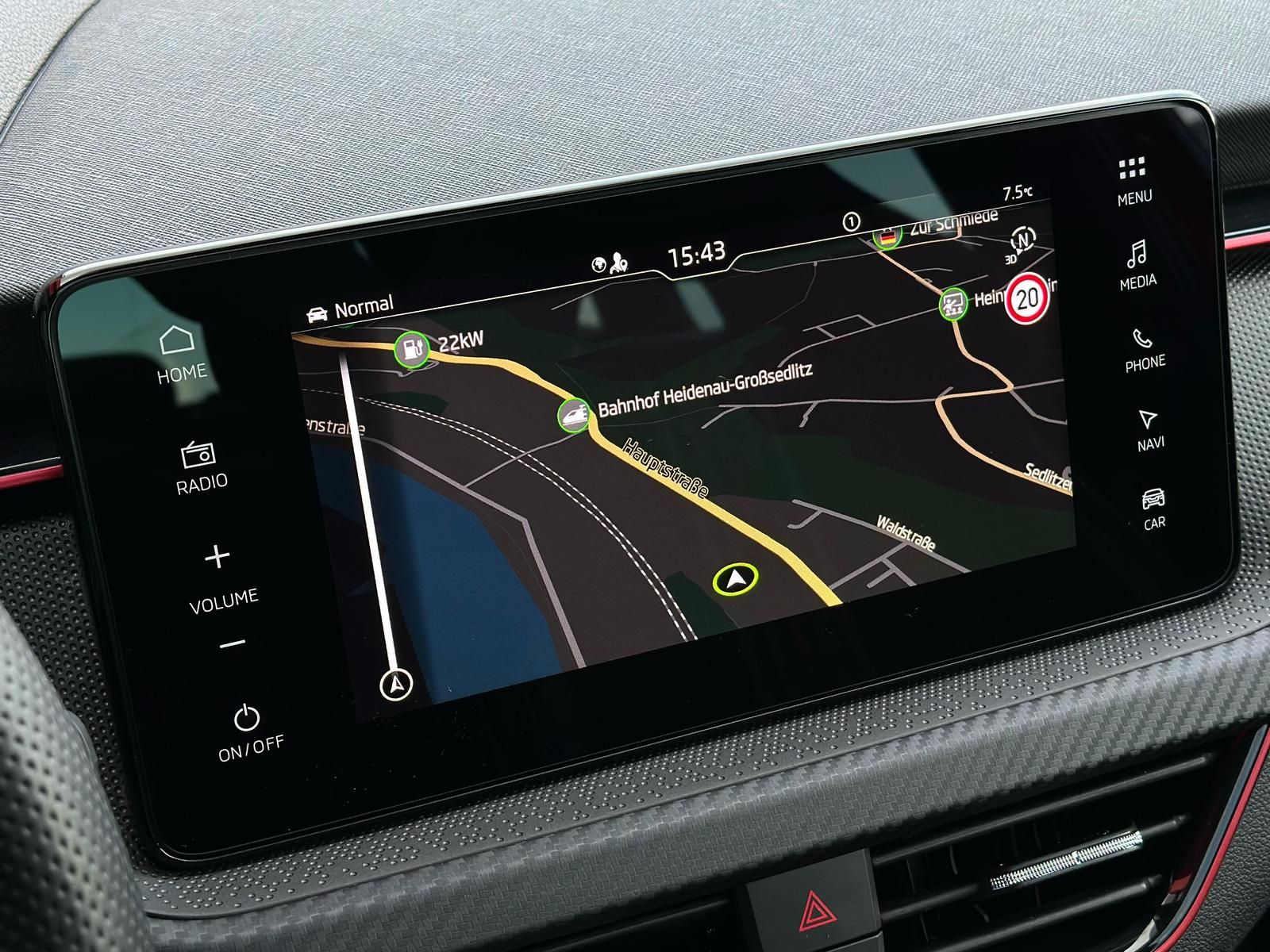 SKODA Scala 1.0TSI MONTE CARLO MATRIX#AHK#TEMPO#SPUR - Image 13