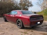 Dodge Challenger SRT 6,4 V8 - Dodge Challenger mit LPG-Antrieb