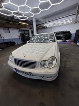 Mercedes-Benz 280 - Mercedes-Benz 280 aus 2006