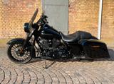 Harley-Davidson Road King Special 114 Vivid Black FLHRXS - Harley-Davidson Road King Special