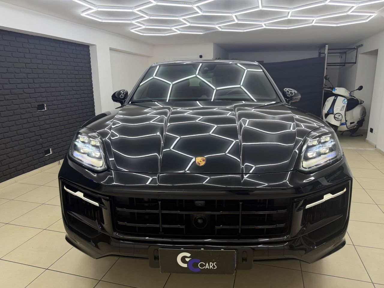 Porsche Cayenne Coupé 3.0 V6 E-Hybrid ITA STRAFU imagem 3