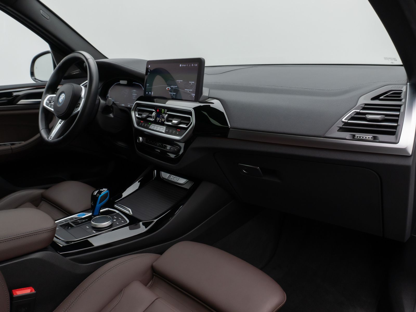 Fahrzeugabbildung BMW iX3 Impressive M Sport Panorama 360°HUD DAB H/K