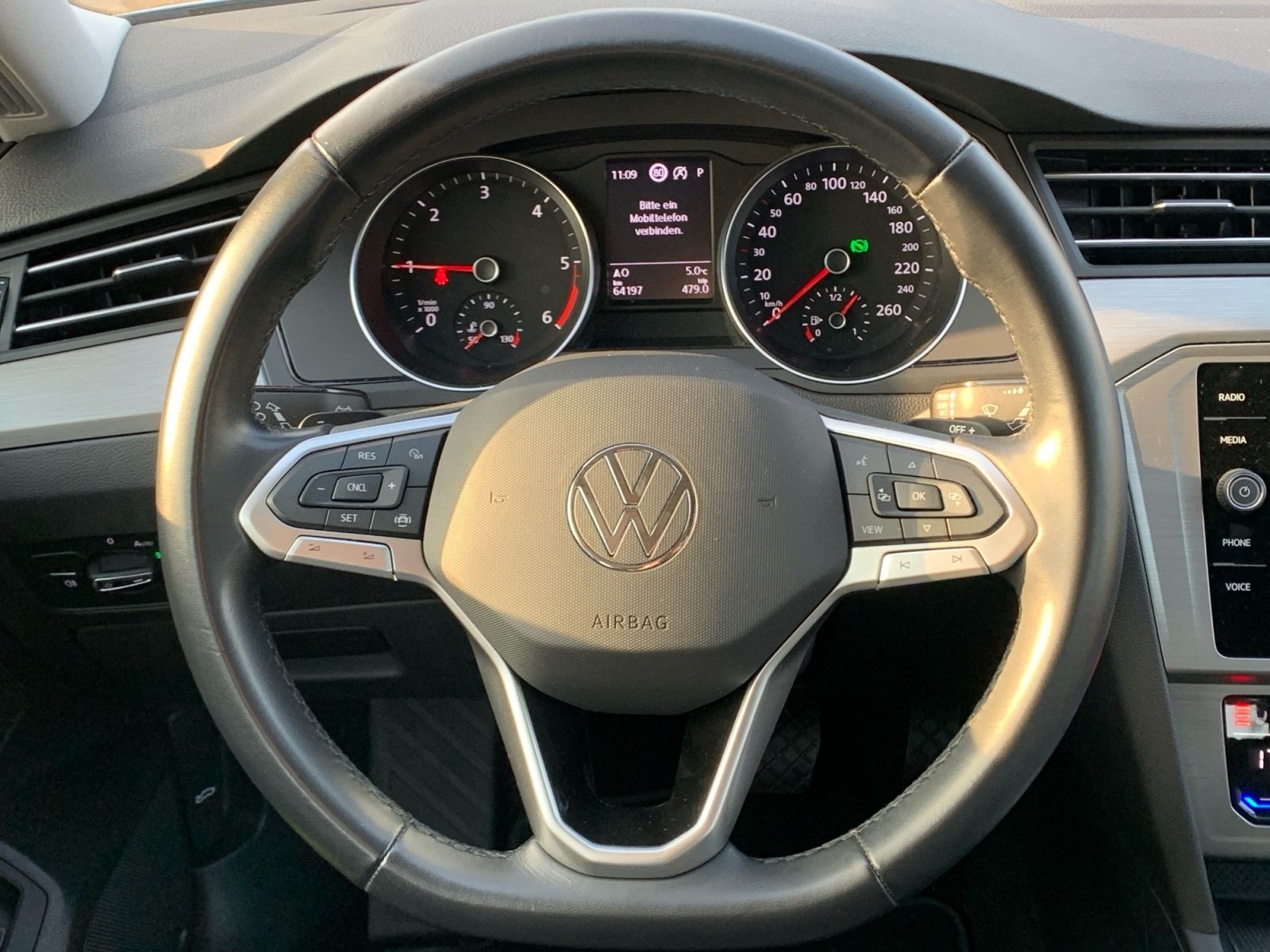 Volkswagen Passat Variant - Bild 14