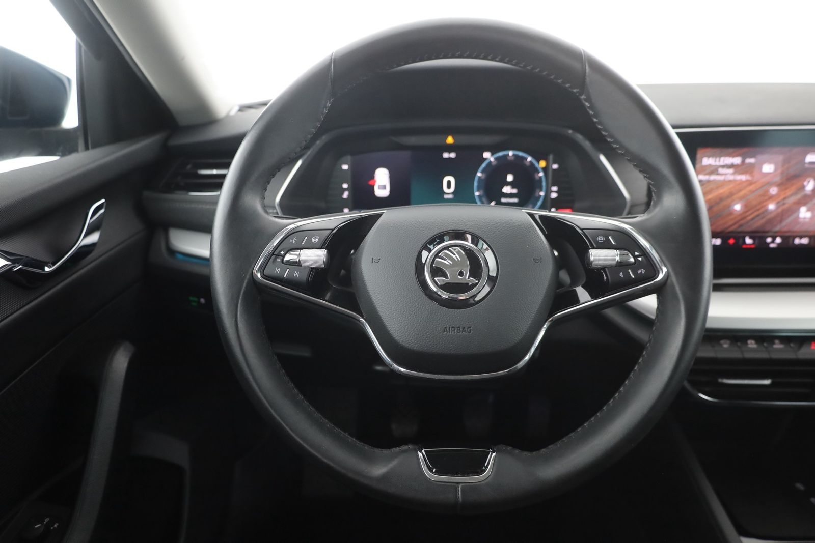 Skoda Octavia 1.5 TSI Style LED Standheizung AHK DAB foto 15