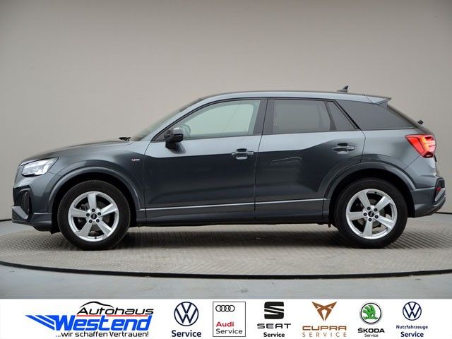 Fahrzeugabbildung Audi Q2 S line 35 TFSI 110kW S tr. Navi Matrix AHK