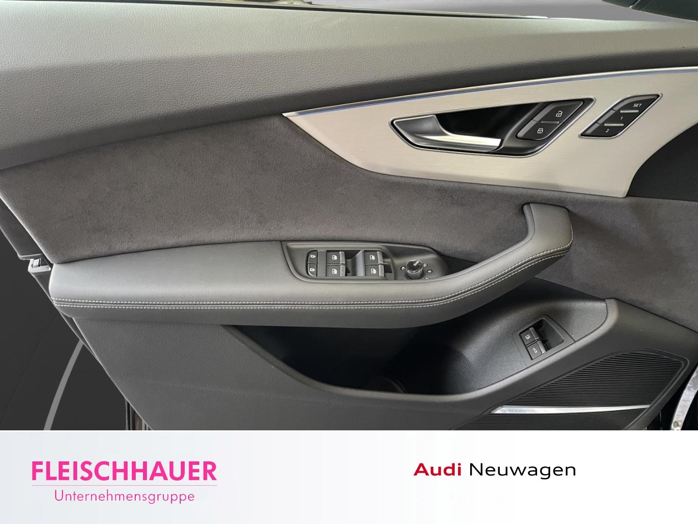 Audi Q8 SUV e-hybrid quattro tiptronic Panoramadach, 