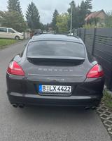 Porsche Panamera 4S Bestzustand 93000 KM  - Porsche Gebrauchtwagen in Berlin