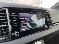Skoda Karoq 1.5 TSI DSG Sportline NAV AHK MATRIX 5JGAR bei Autohaus Landmann & Maier OHG